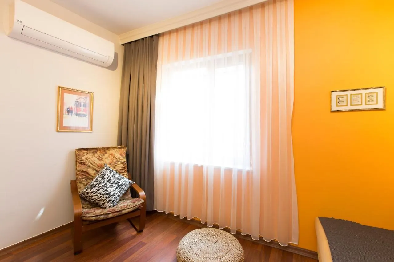 Istanbul Apartments Istiklal Отель